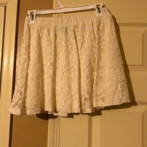 Lined lace mini - elastic waist - 💥 5 for $20💥